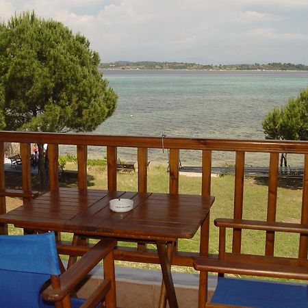 Studios Efi Beach Vourvourou Exterior photo