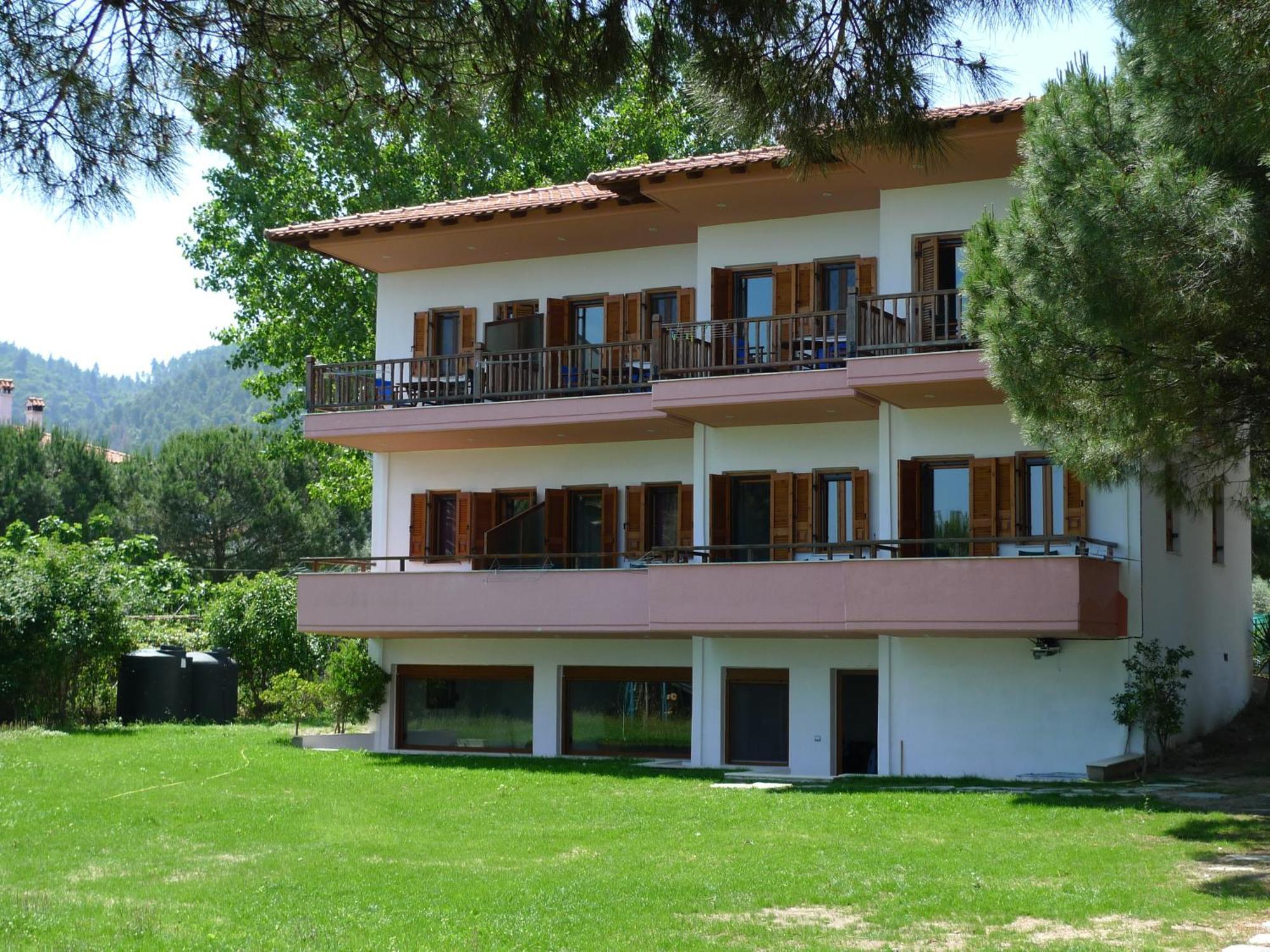 Studios Efi Beach Vourvourou Exterior photo